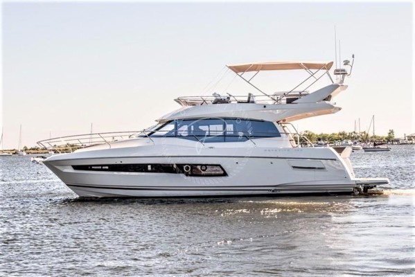 2018 PRESTIGE 460 FLY