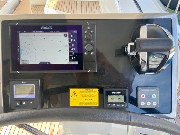 2021 BENETEAU OCEANIS 51.1