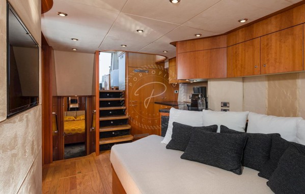 2006 SUNSEEKER PREDATOR 72