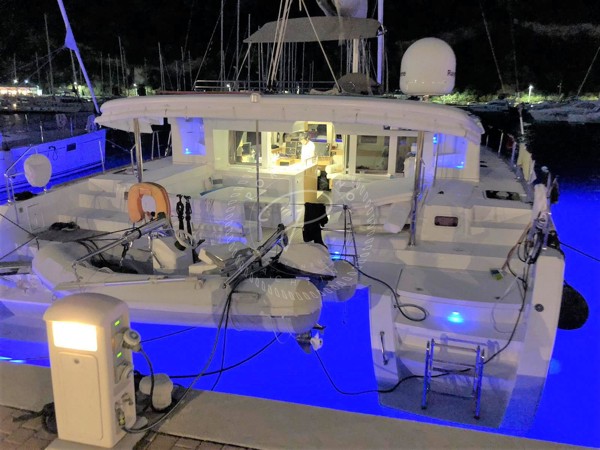 2013 LAGOON 450 F