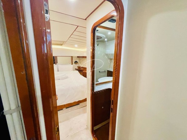 2003/2020 FERRETTI YACHTS 680