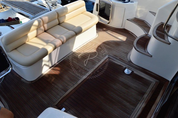 2009 AZIMUT 42