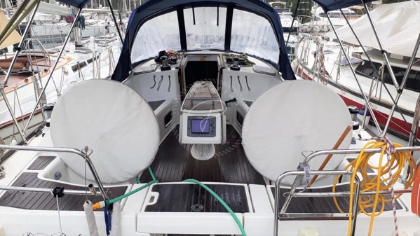 2009 BENETEAU OCEANIS 43