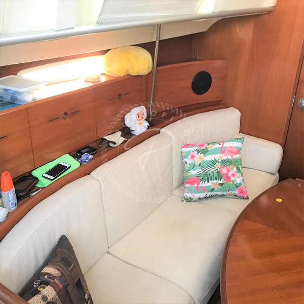 2001 BENETEAU FIRST 40.7