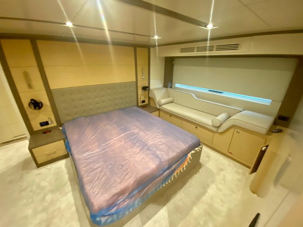 2018 SIRENA YACHTS 64