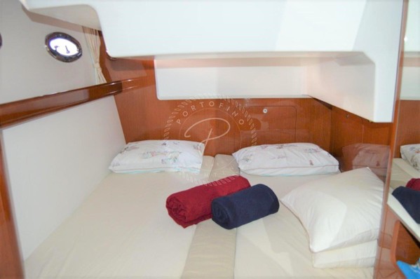 2013 BENETEAU ANTARES 42