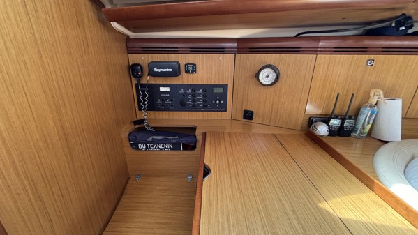 2008 JEANNEAU 42 DS 