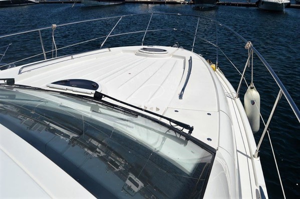 2012 FAIRLINE TARGA 38