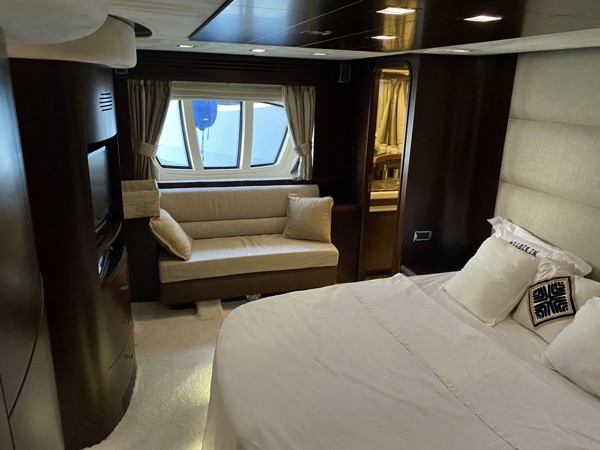 2007 AZIMUT 80