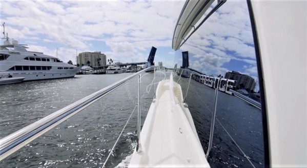 2018 PRESTIGE 460 FLY