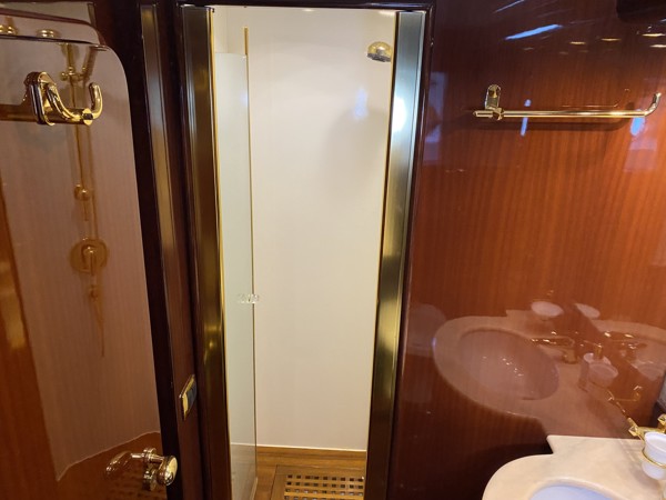 2000 FALCON 86