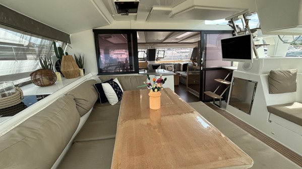 2016 FOUNTAINE PAJOT HELIA 44