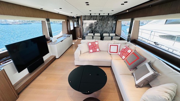 2022 FERRETTI 780