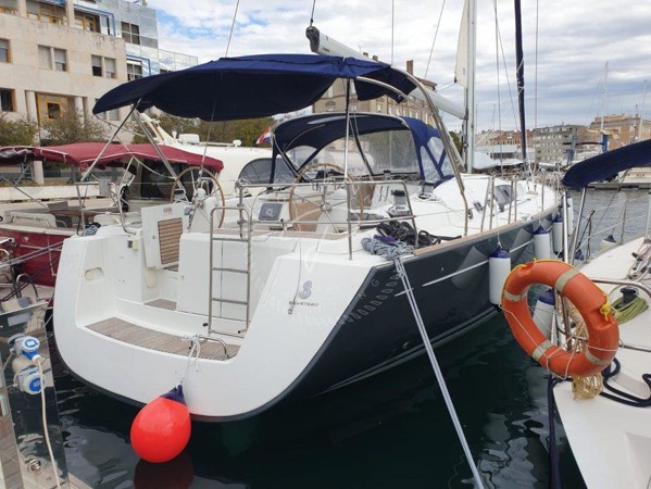 2009 BENETEAU OCEANIS 54