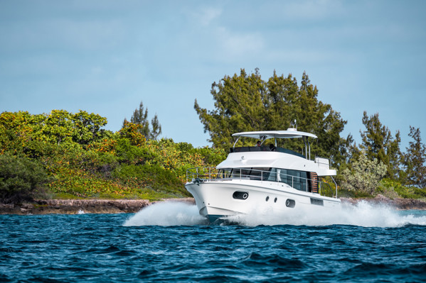 2025 BENETEAU SWIFT TRAWLER 48