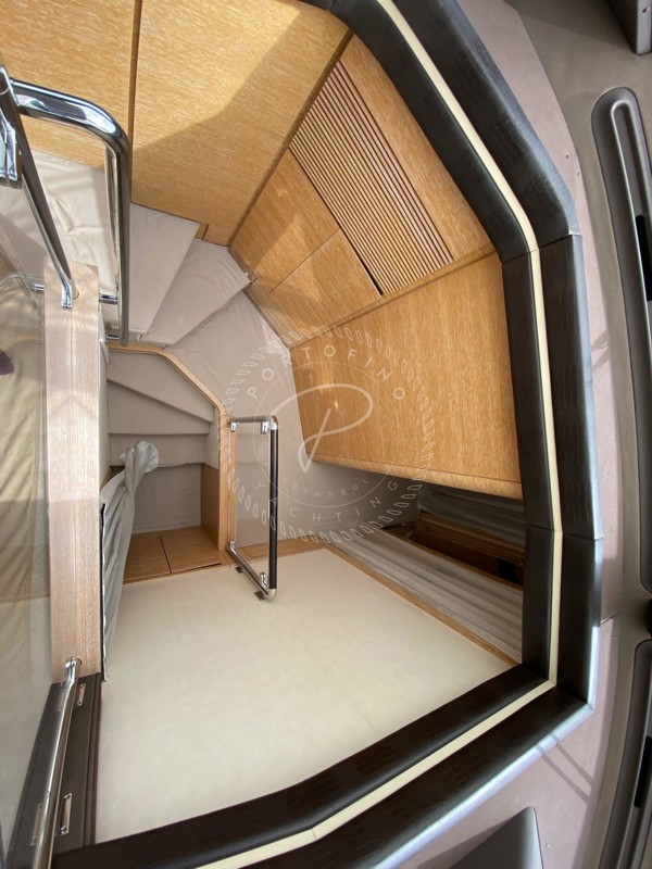 2012 AZIMUT 64 FLY
