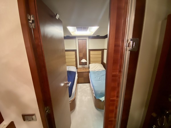 2007 AZIMUT 85