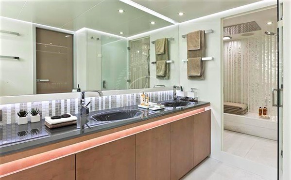 2007 PERSHING 115