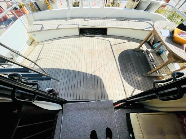 1991/2006 VAN DER VALK VITESSE 52
