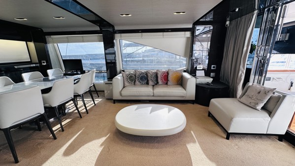 2018 AZIMUT 80