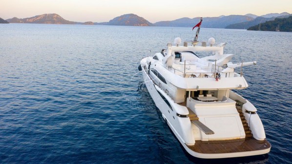 2006/2019 SUN YACHTS 32M
