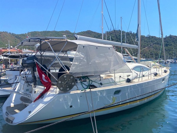 2006 JEANNEAU 49 DS