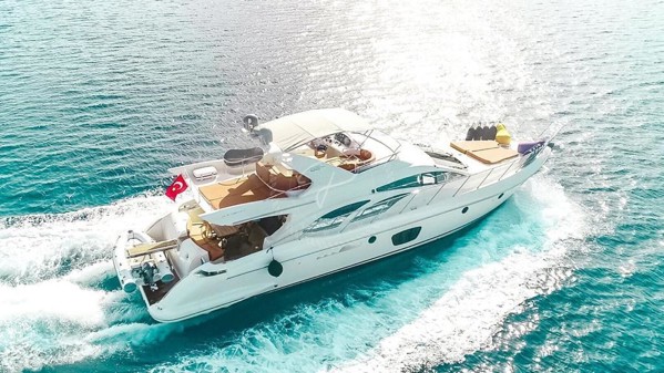 2011 AZIMUT 62 FLY