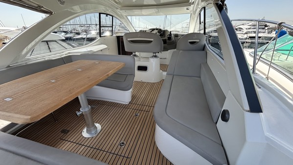2014 BENETEAU GT 38