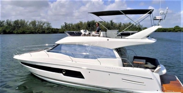 2018 PRESTIGE 460 FLY