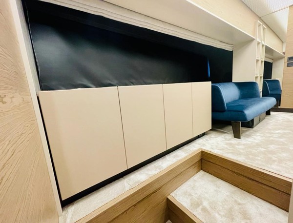 2021 FERRETTI YACHTS 920