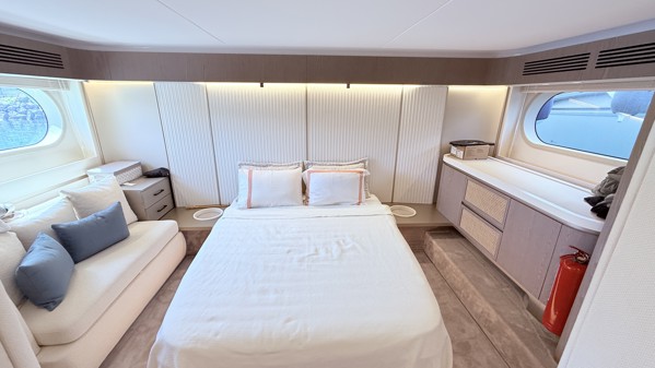 2025 AZIMUT MAGELLANO 60
