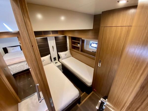2022 SIRENA 58