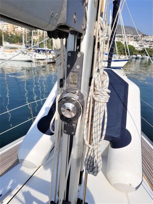2005 BAVARIA 38 CRUISER