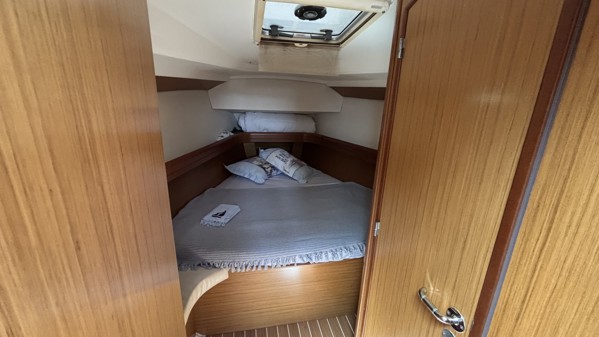 2008 JEANNEAU 42 DS 