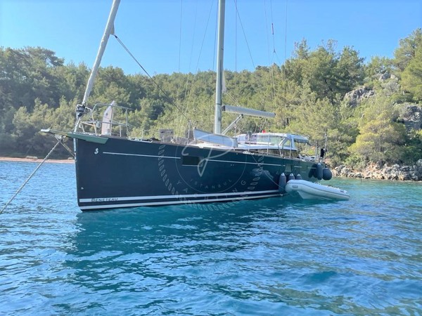2018 BENETEAU SENSE 57