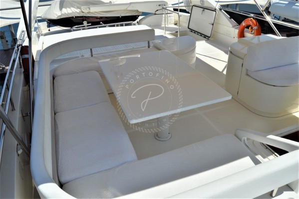 2001 FERRETTI YACHTS 80