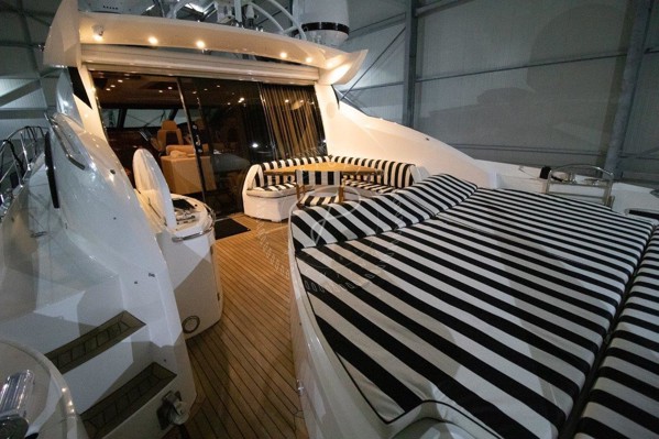 2008/2021 SUNSEEKER PREDATOR 72