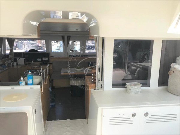 2015 LAGOON 450 F