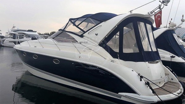 2005 FAIRLINE TARGA 40