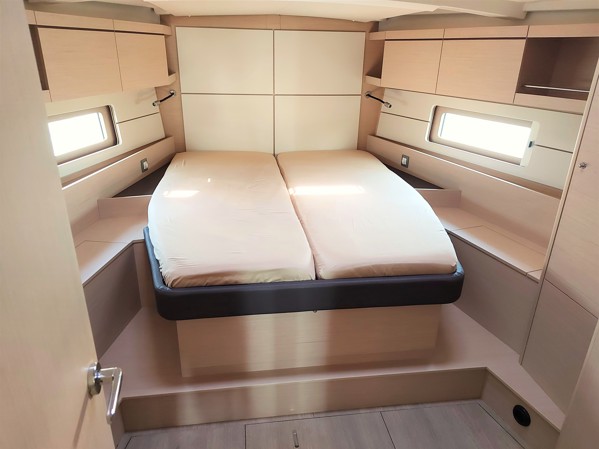 2021 BENETEAU OCEANIS 46.1 FIRST LINE