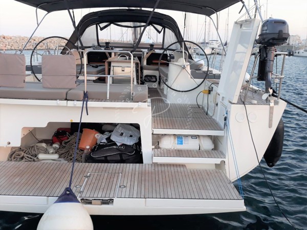 2018 DUFOUR 56 EXCLUSIVE