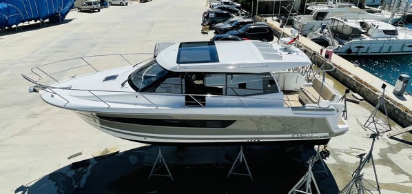 2014 JEANNEAU NC 11