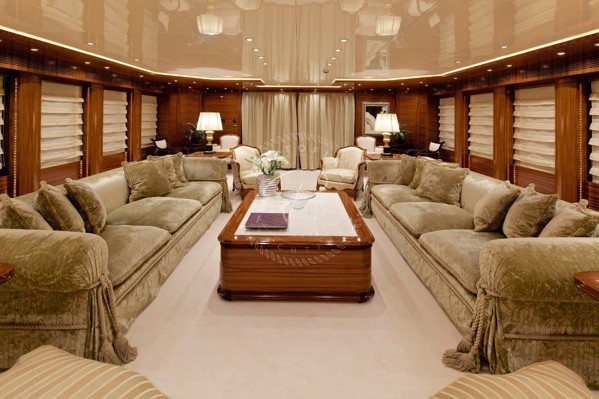 2006/2013 MONDOMARINE CUSTOM 49M
