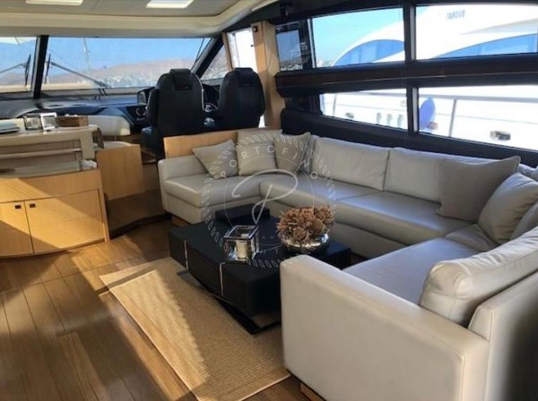 2013 PRINCESS V72