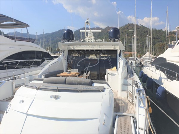 2006 SUNSEEKER PREDATOR 72