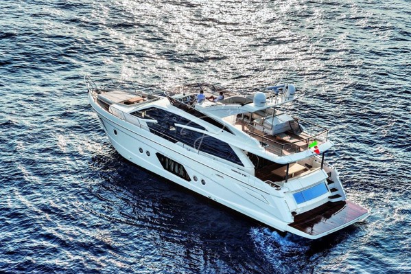 2013 ABSOLUTE 72 FLY