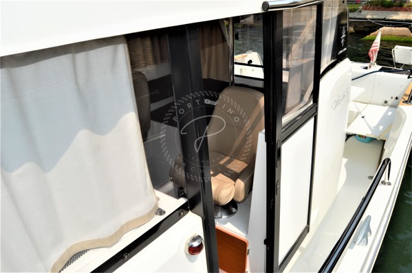 2014 JEANNEAU MF 855 MARLIN