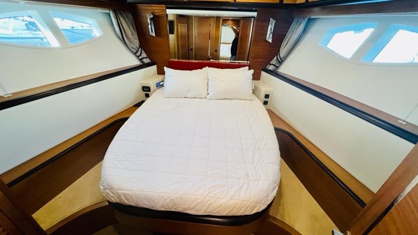2018 NORTH YACHTS PILOT HOUSE TRAWLER 57