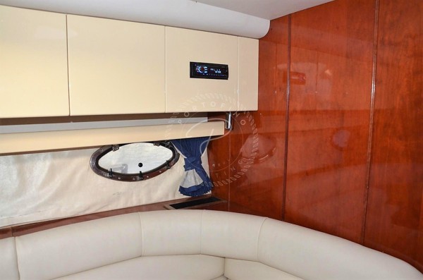 1999 FAIRLINE TARGA 37