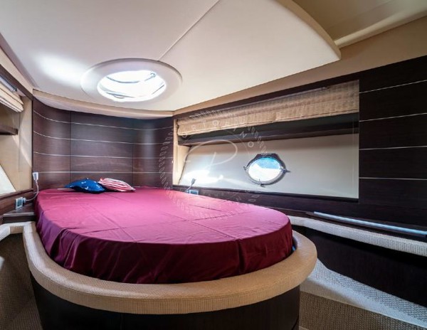 2009 AZIMUT 68S